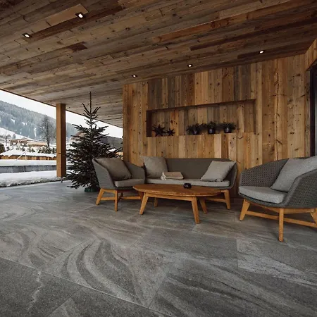 Apartment Glueckschalet In *